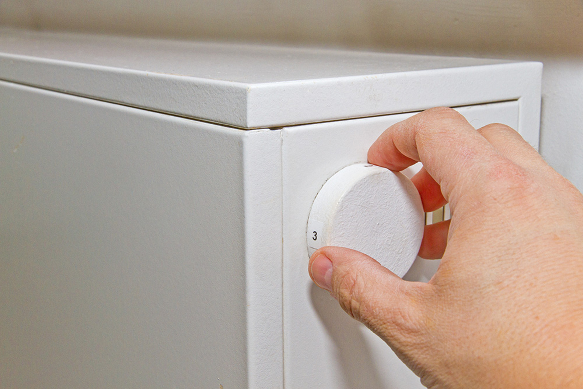 Nacht&shy;speicher&shy;heizung bei EKS Elektro-, Kommunikations-und Sicherheitstechnik Rieth GmbH in Oberhosenbach